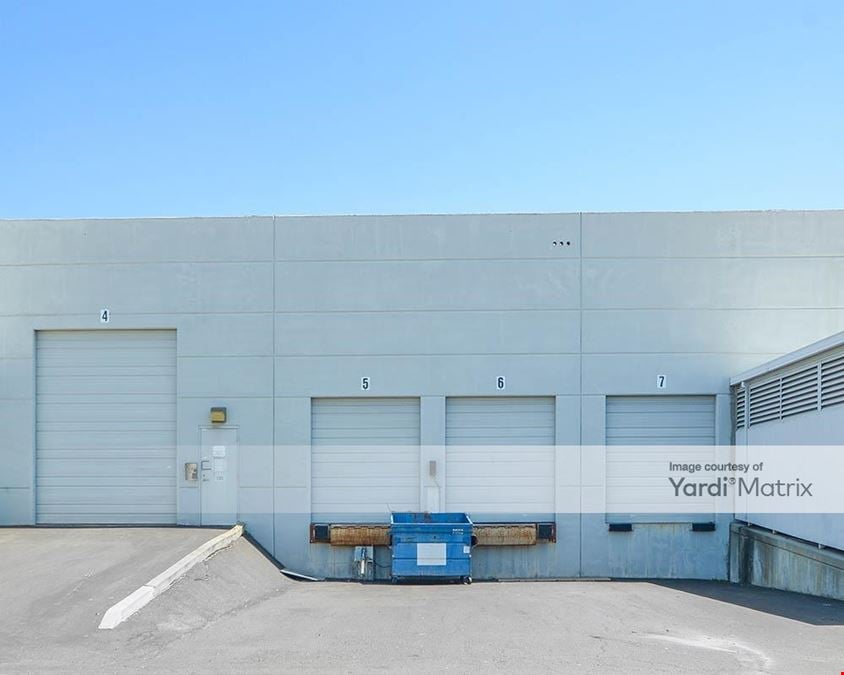 Bayview Business Center / Back Bay Logistics