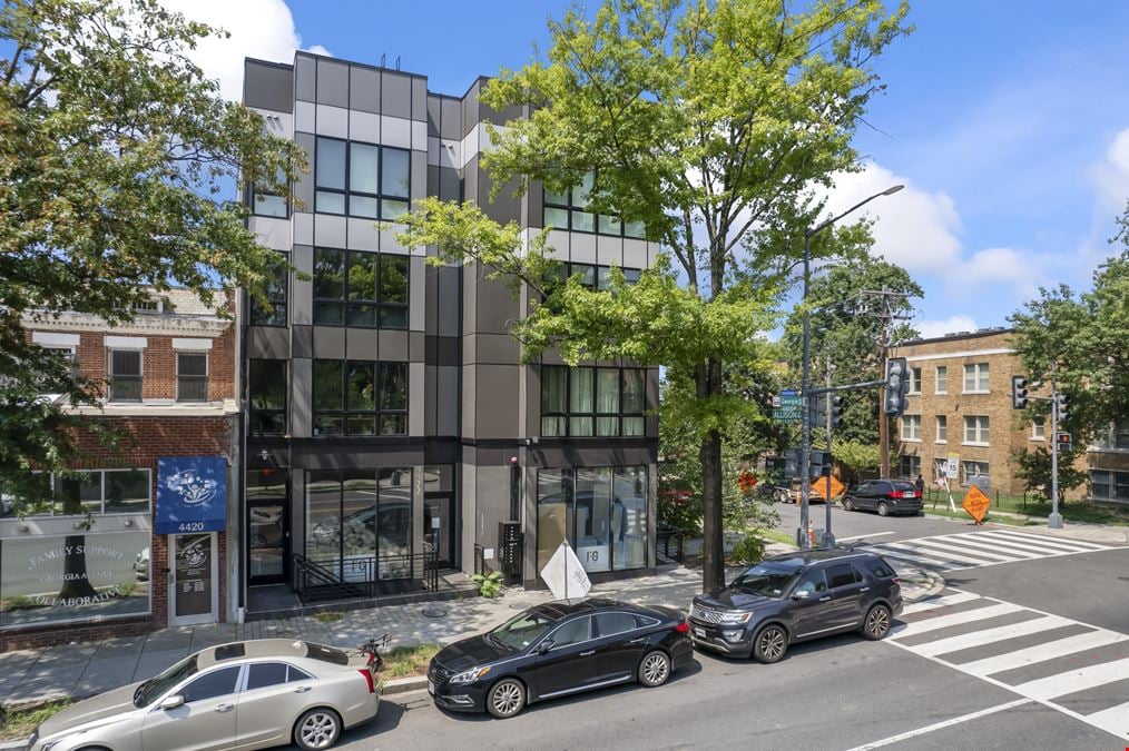 Retail Property Fit for Medical office, Dental Practice, Urgent Care, Coffee Shop, Fitness Center, Furniture Store