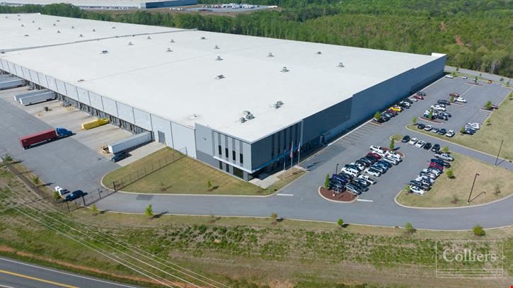 ±1,400,580-SF Move-In Ready Industrial Distribution Center Available for Sublease