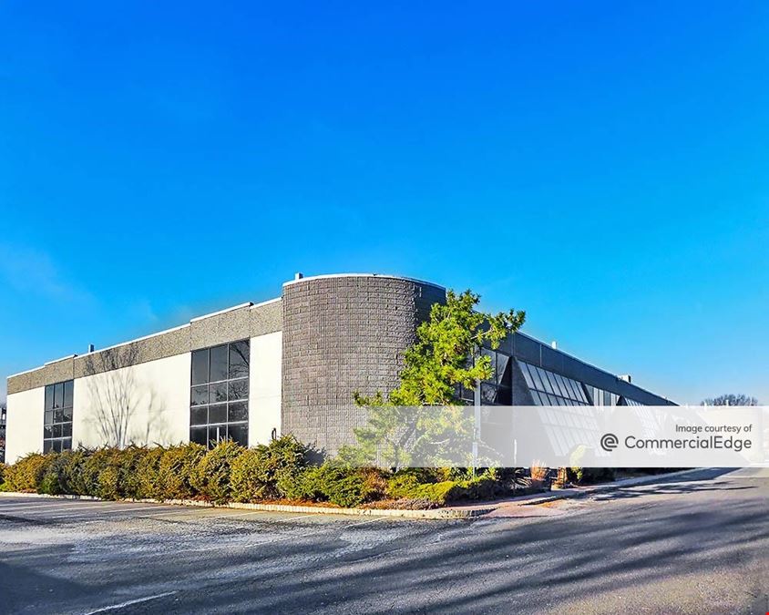 Princeton Corporate Plaza