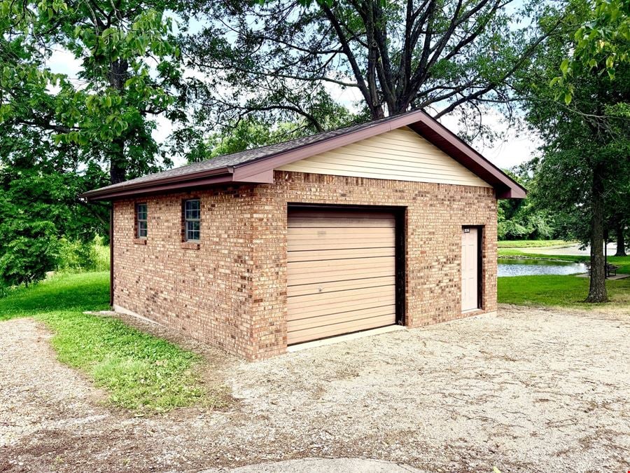 806 Progress Dr.