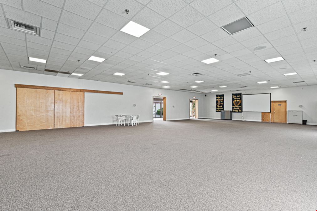 35,000 SF Church & 20,000 SF Youth Center For Sale in Downtown Greenville, TX