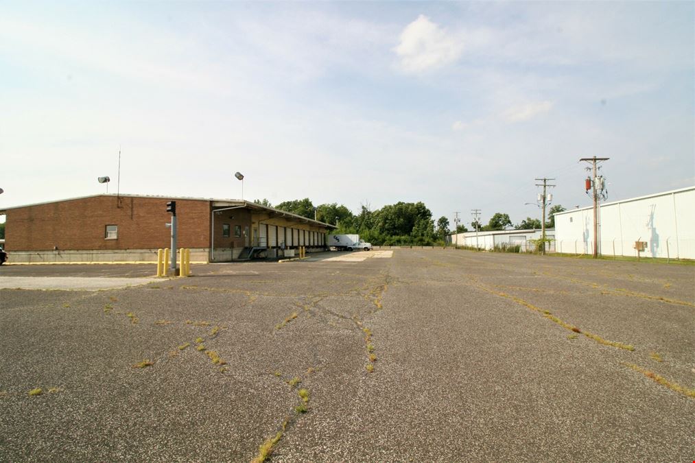 Rare Cross-Dock Truck Terminal