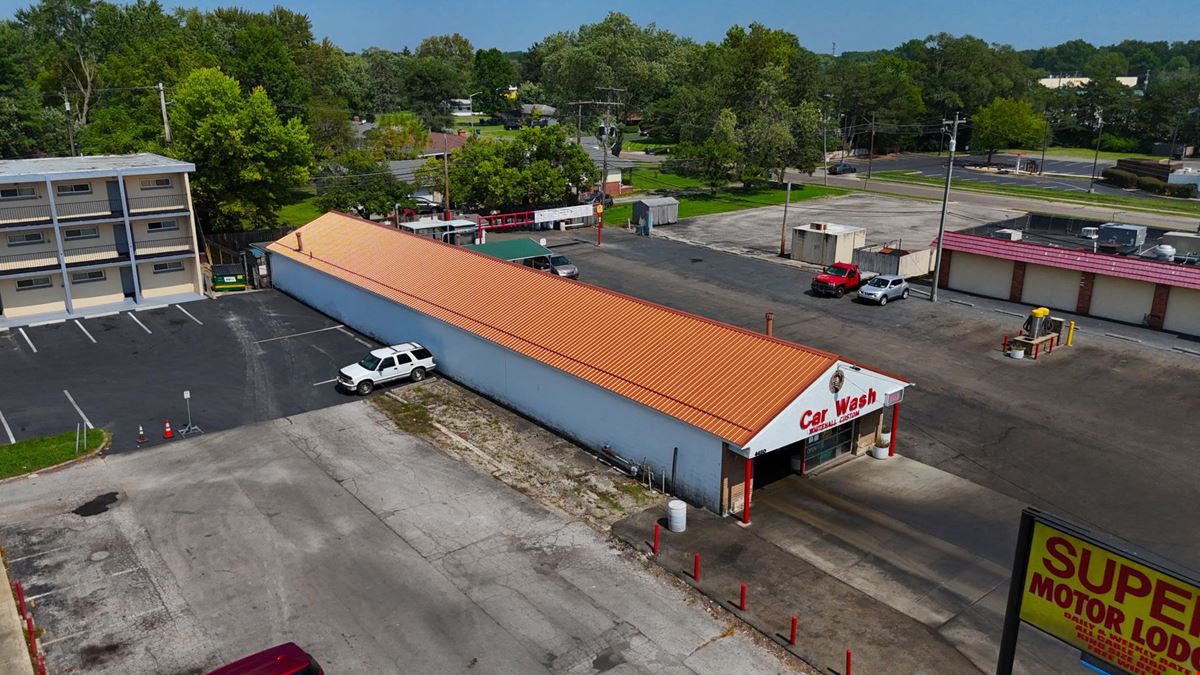 4450 E Main St