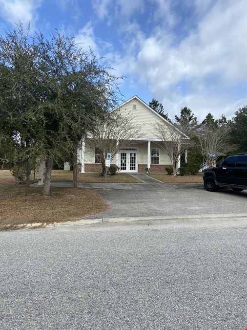 Incredible Value-Add Opportunity! Deerfield Village | 26-Unit HUD / LIHTC Housing Community Only 2 years remaining on LIHTC Agreement