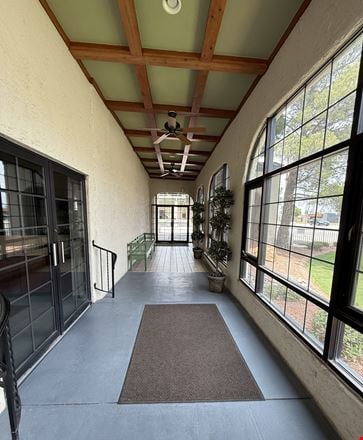 Preview of Office space for Rent at 404 Executive Center Blvd