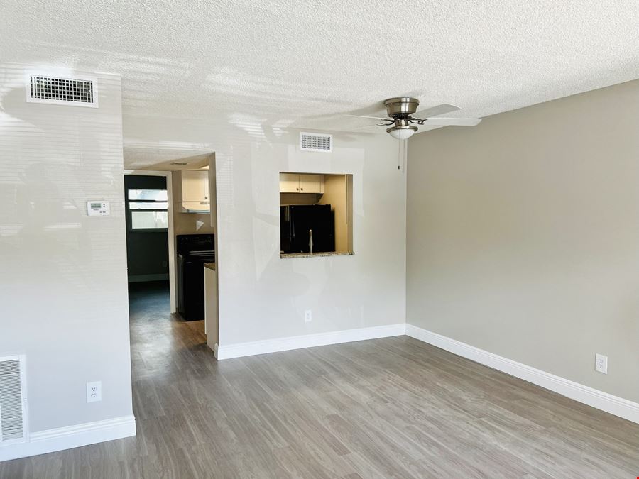 THE WILDWOOD APARTMENTS IN DOWNTOWN CLEARWATER (18-UNITS) FOR SALE!