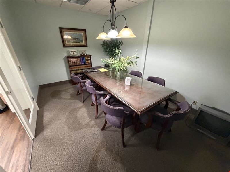 2183 SF Suite 200 Professional and Medical Office Space