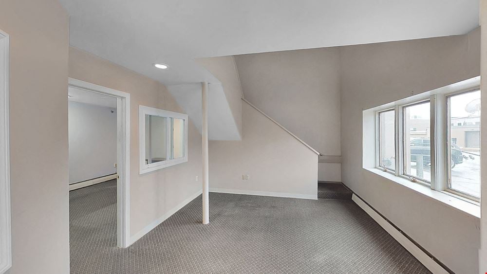 13 Westminster Street