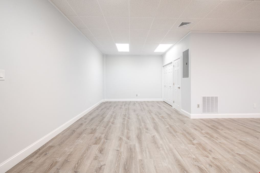 604 Federal Road (Rte. 7), Unit 1A, Brookfield, CT