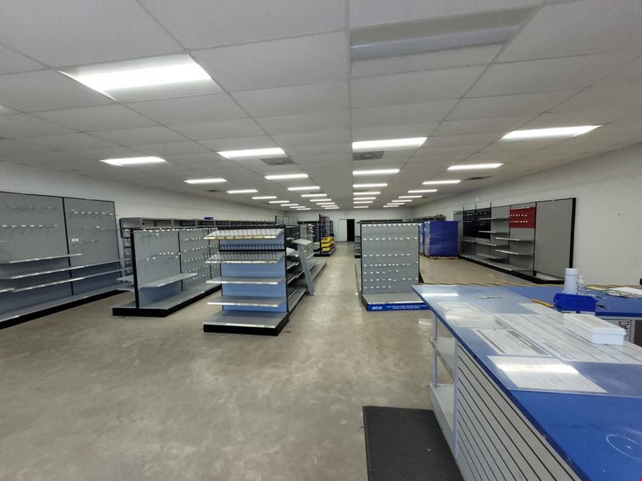 Prime Retail-Service Location