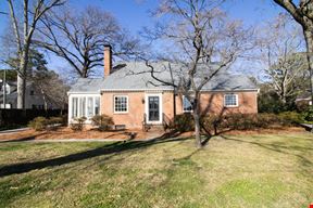 1513 N Main St