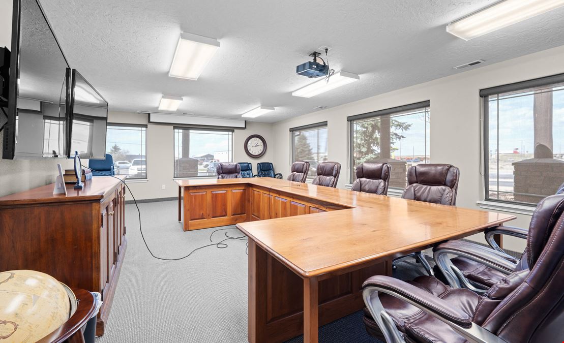 Office Space at Highway 20 Interchange