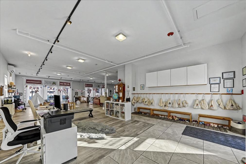 210 S Mill Rd