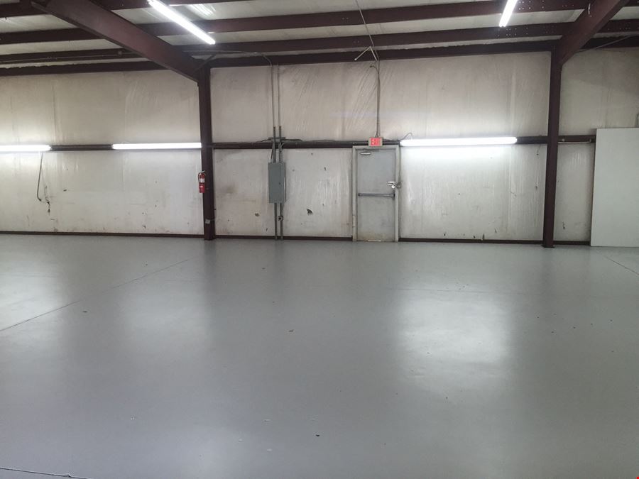 3,800 sq. ft. Office/Warehouse in Evans