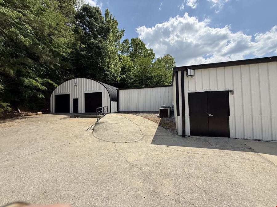 3543 Pelham Parkway