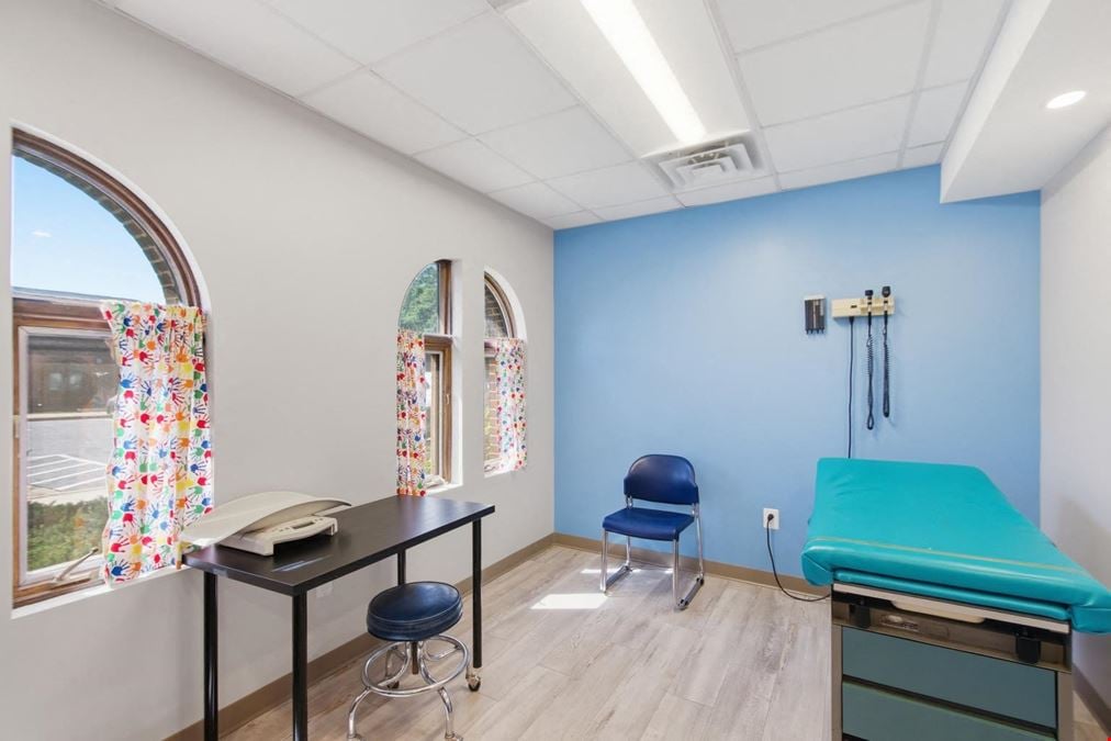 5873 Allentown Road – Suite 36