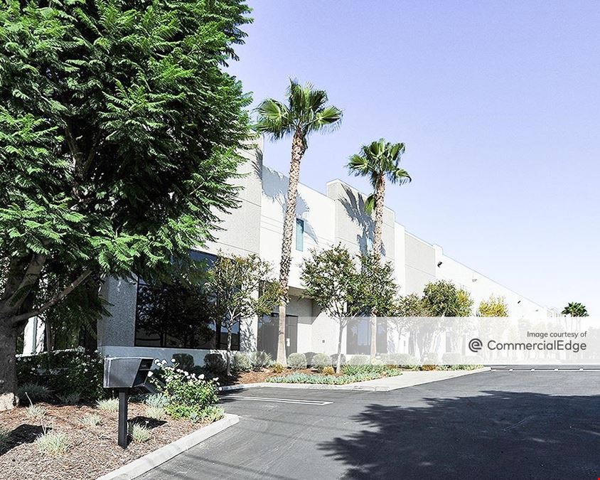 108-118 Brea Canyon Road