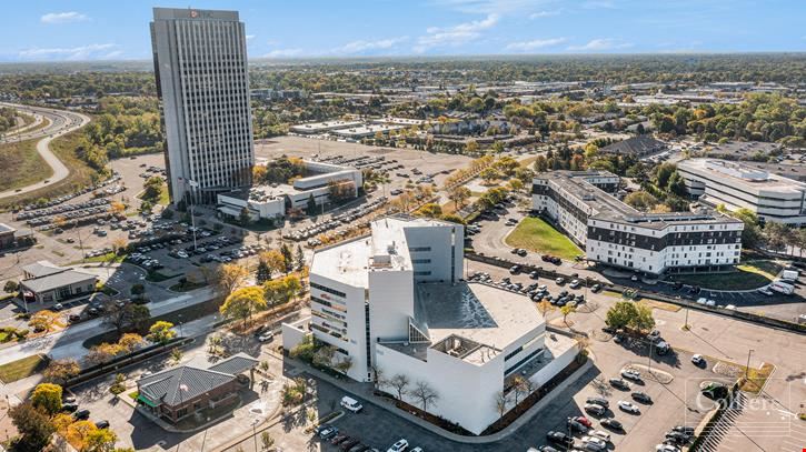 Office Space For Lease | Prime Big Beaver Location