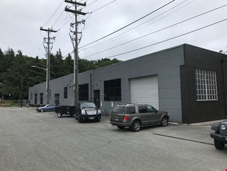 Preview of Industrial space for Rent at 923 S Bayview Street