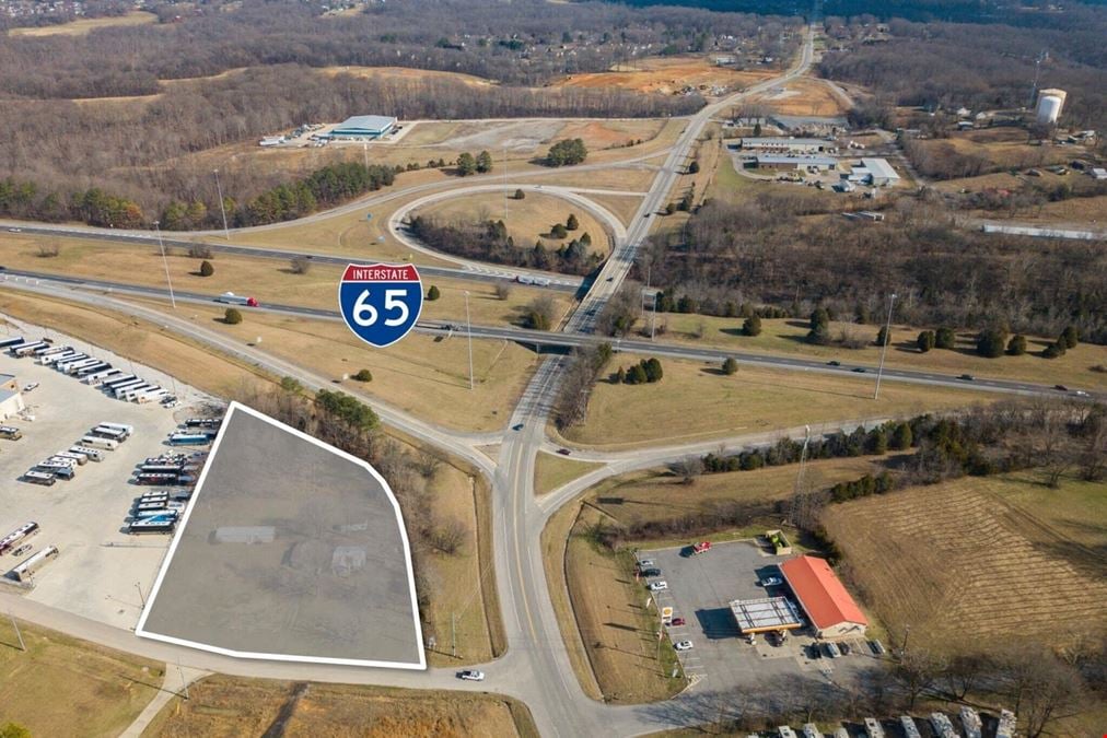 2135 Ted Dorris Rd - Goodlettsville