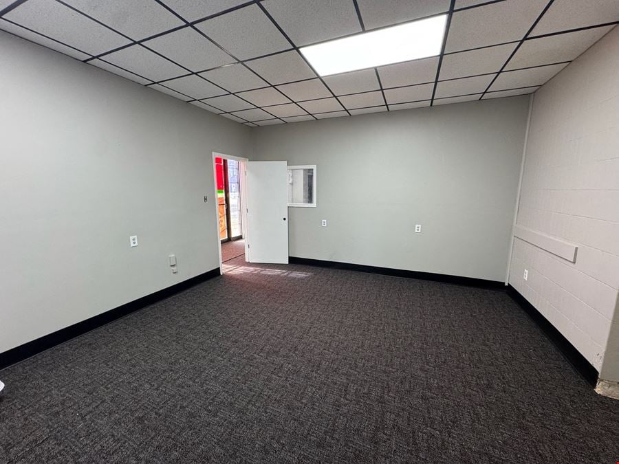 701 E Pearce Blvd