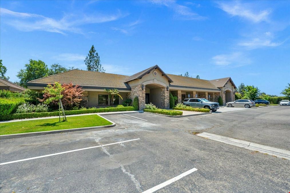 Prime Professional Office Space Located in NW Fresno
