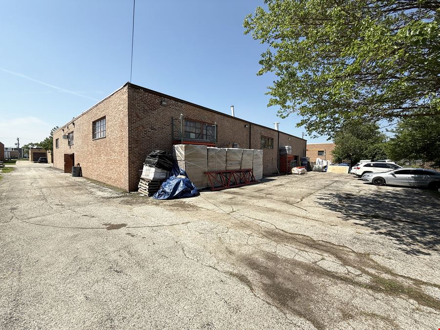 1430 Louis Ave.,