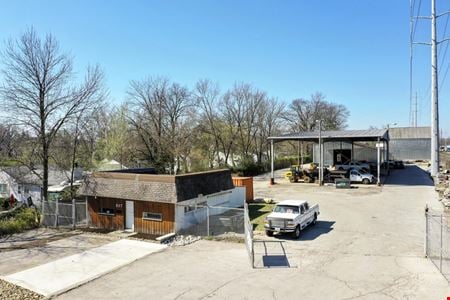 Preview of Flex Space space for Rent at 807 S Fillmore Avenue Kirkwood