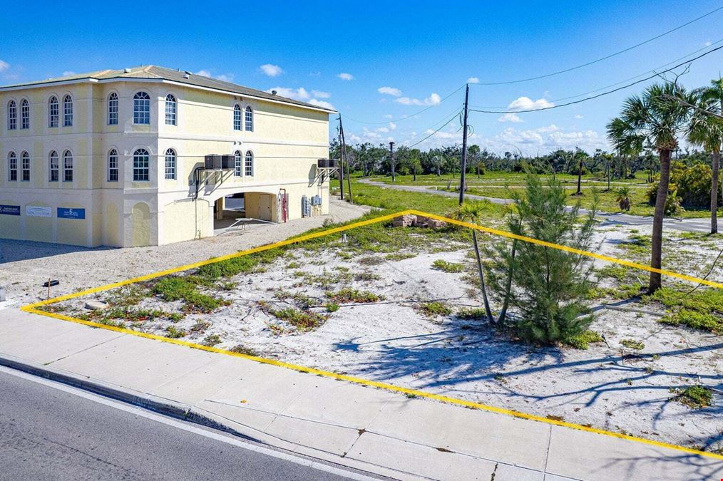 High-Visibility Mixed-Use Development Site in Fort Myers Beach