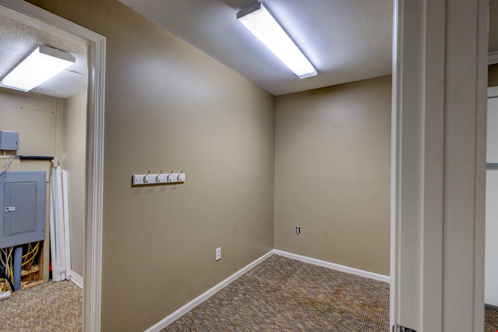 Montezuma Investment Office Space