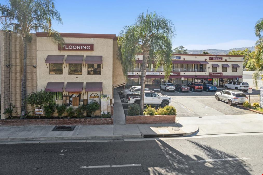 Santa Clarita Plaza