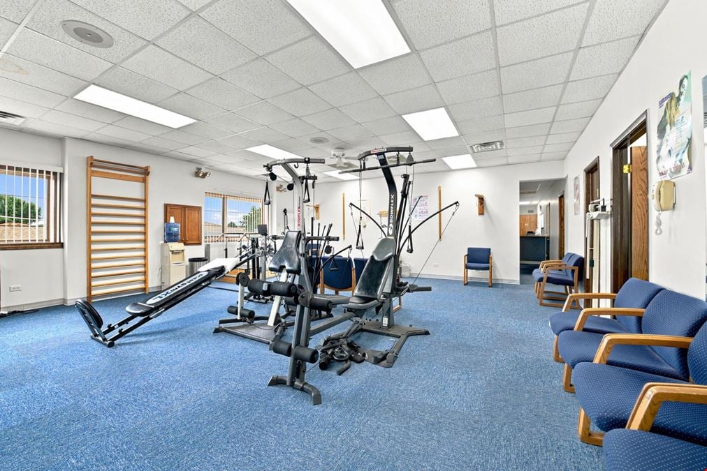 4647 W 103rd St, Unit 2B-2F, Oak Lawn, IL