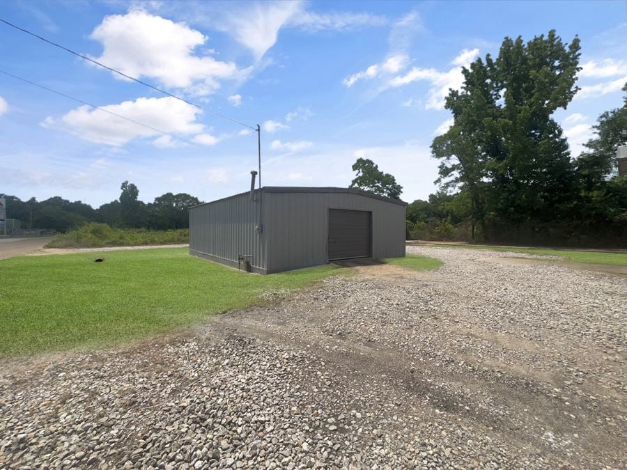 3220 Money Rd