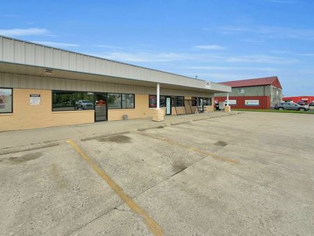 Preview of Retail space for Rent at 101 32 Parkway