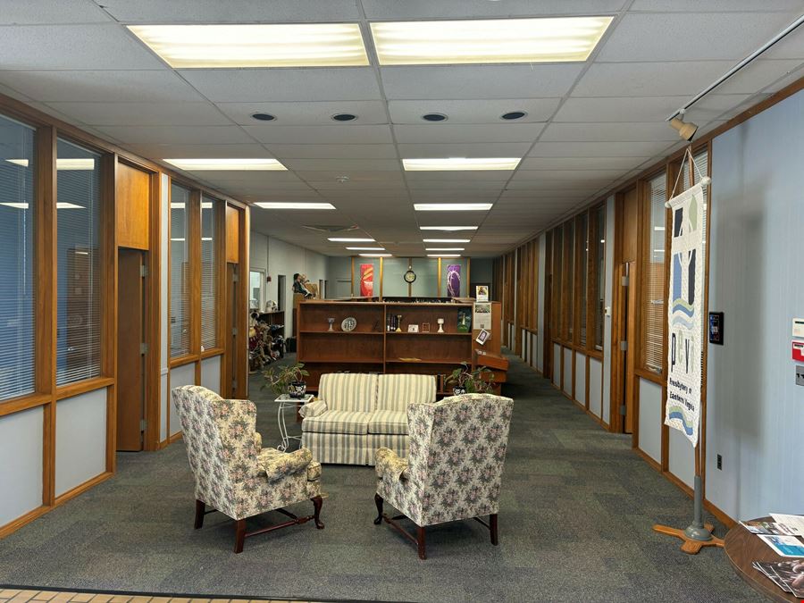 Ideal Owner-Occupant Opportunity