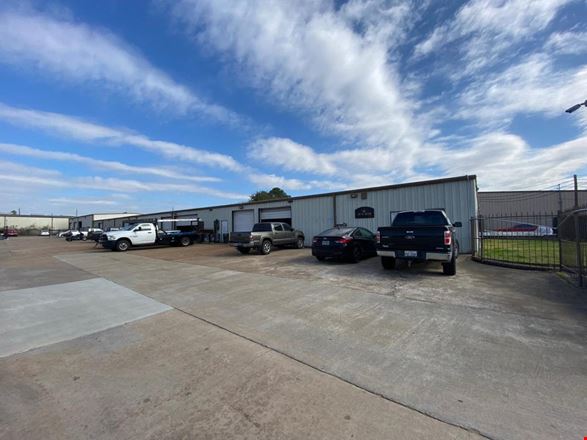 Preview of Industrial space for Rent at 7012 Belgold St