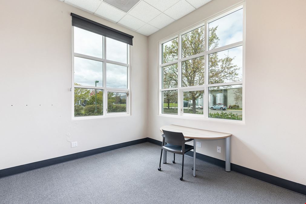 First Class Warehouse & Office Near Highway 101