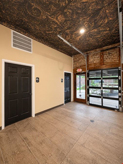 Downtown Woodruff Restaurant + Taproom