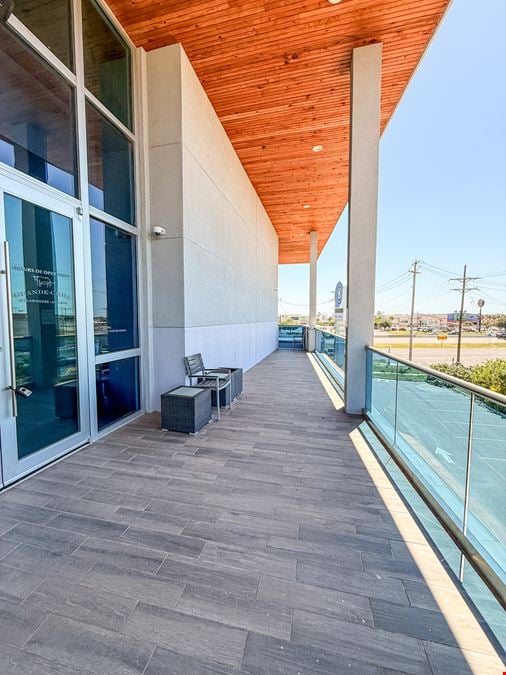 5112 W Expressway 83