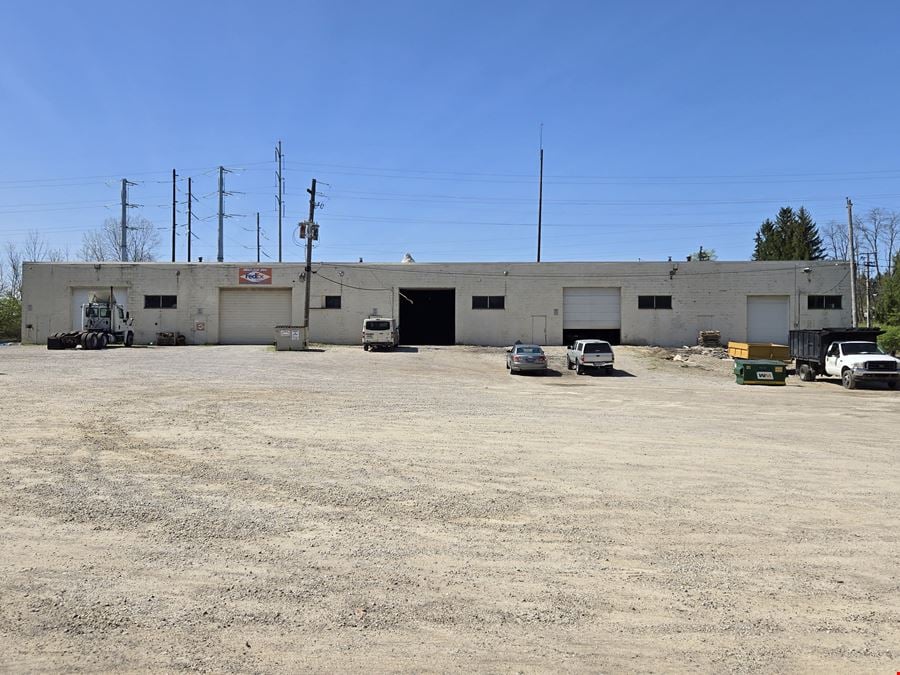 Macedonia - 9260 Valley View Road - Flex Space