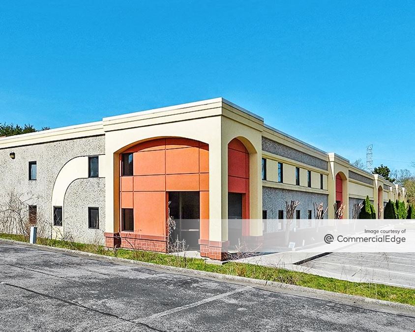 1701 Louisville Drive