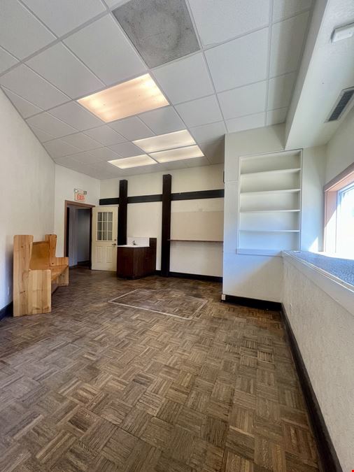 Janesville Office | Retail Space