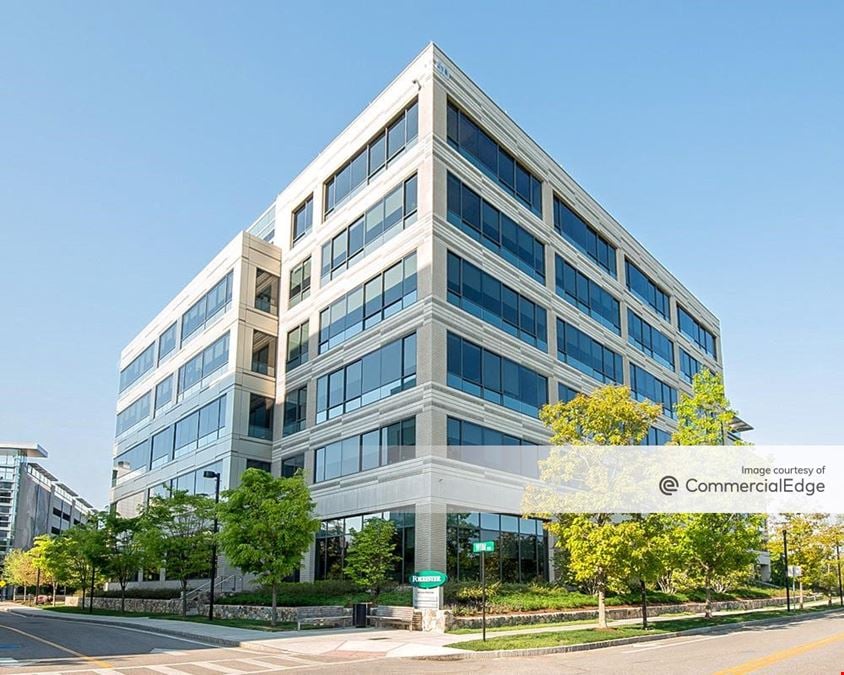 Cambridge Discovery Park - Buildings 200 & 300