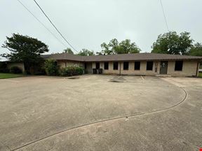 907 Granbury