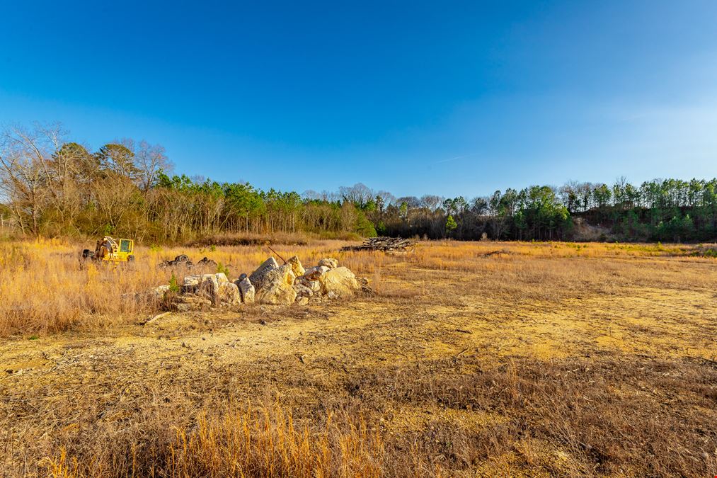 7.5 Acres of Vacant Land on Battlefield Parkway in Ringgold GA for Development