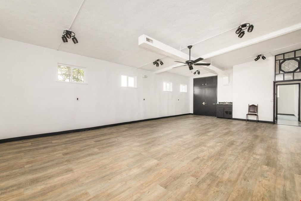 1330 Webford