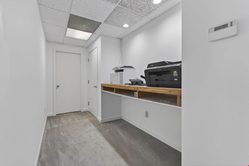 Flexible Office Condo, Dual Entry, Income Potential