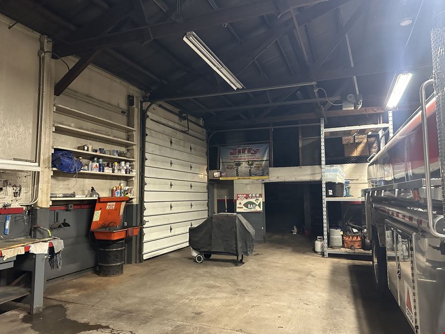 S76 W17871 Janesville Rd
