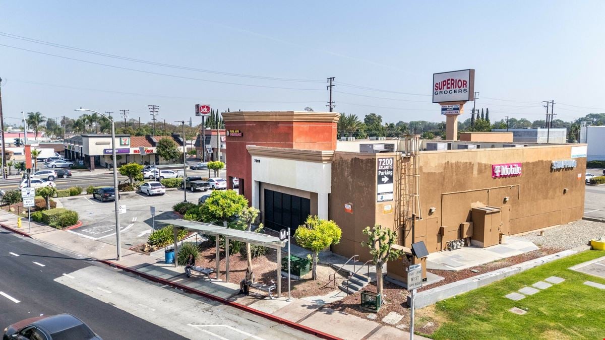 End-Cap Retail Space